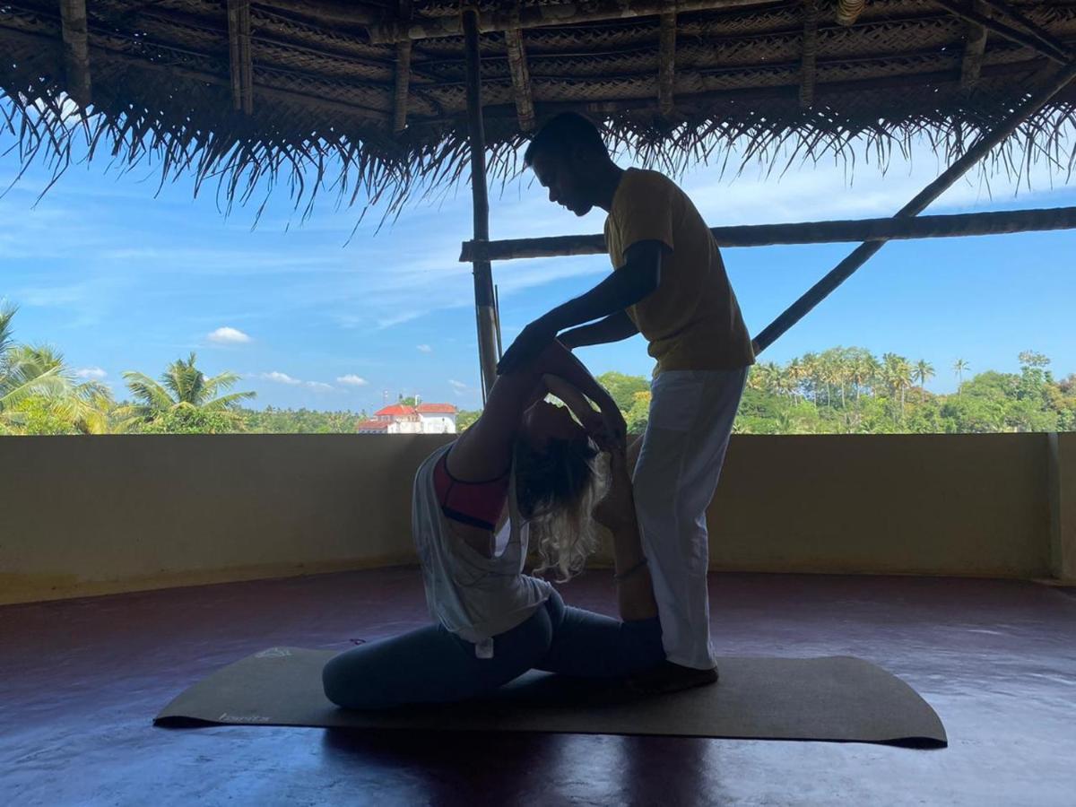 Tattwamasi Ayuryoga With Breakfast And Yoga Hotel Varkala Buitenkant foto